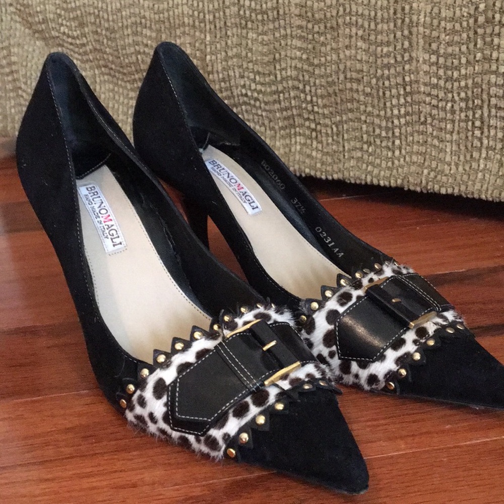 Bruno Magli suede heel. Size 37.5/7.5